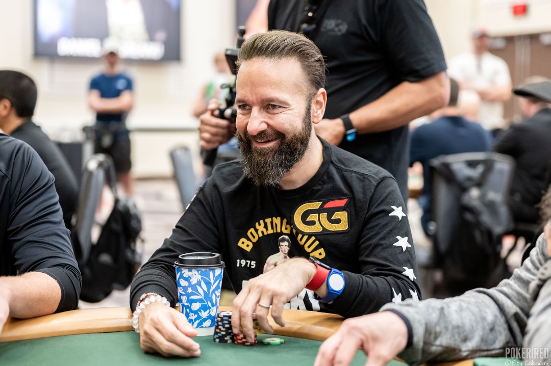 Lo del tamaño de los parches estas WSOP hay que mirarlo, ¿no creéis?