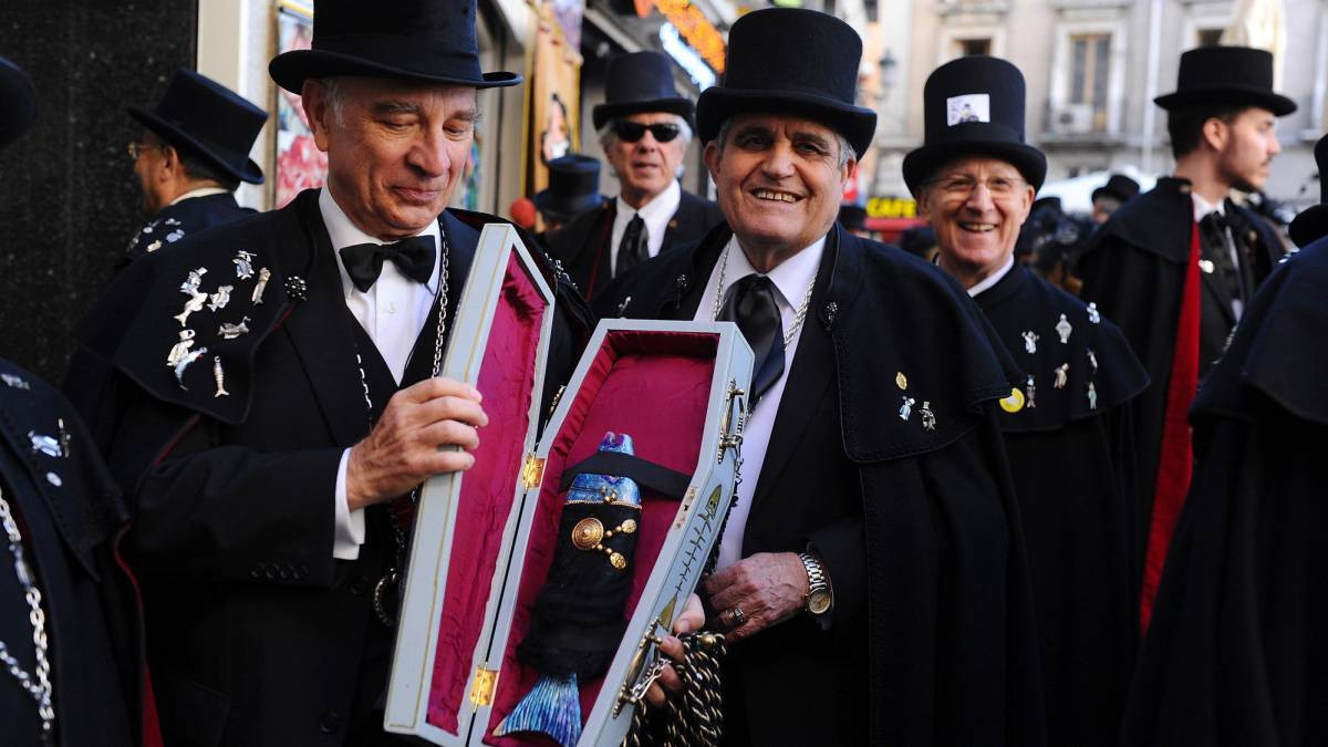 Los nombres propios españoles de las Carnaval Series Los nombres propios españoles de las Carnaval Series