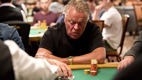 Ron McMillen ‘MacDaddy15’ consigue un premio de 188.214 $ tras ganar el Evento #9 Ron McMillen ‘MacDaddy15’ consigue un premio de 188.214 $ tras ganar el Evento #9