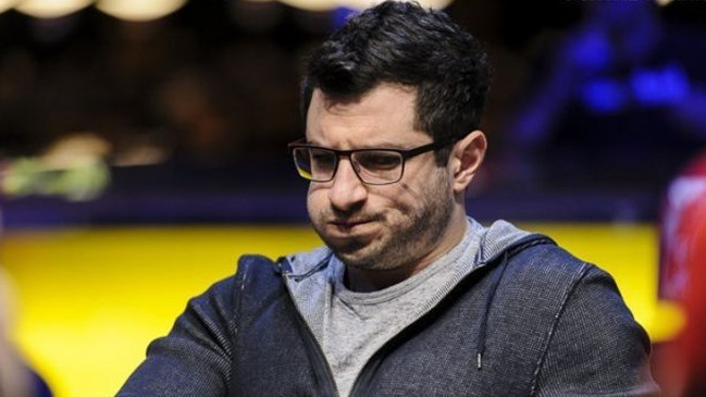 'VeniVidi1993' arranca 72.527 $ del cajero de Phil Galfond en la primera batalla 'VeniVidi1993' arranca 72.527 $ del cajero de Phil Galfond en la primera batalla