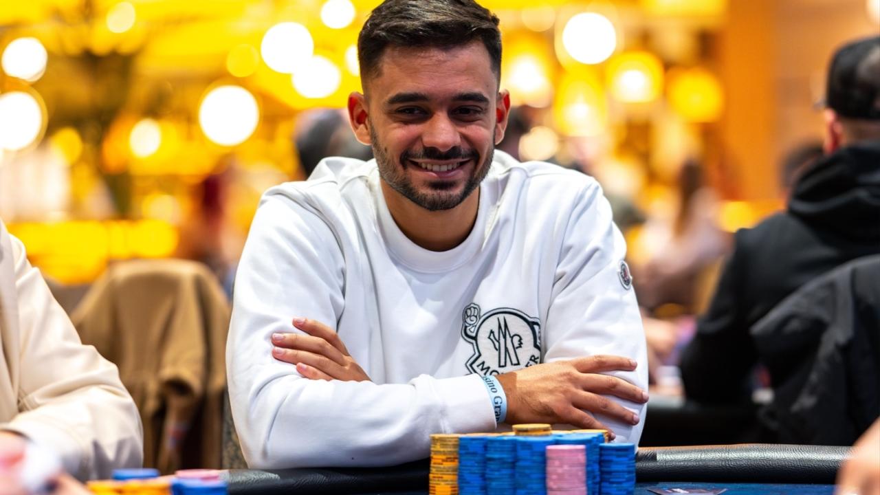 Saam Pishvaie lidera el Día 2 del Main Event CNP888 Saam Pishvaie lidera el Día 2 del Main Event CNP888