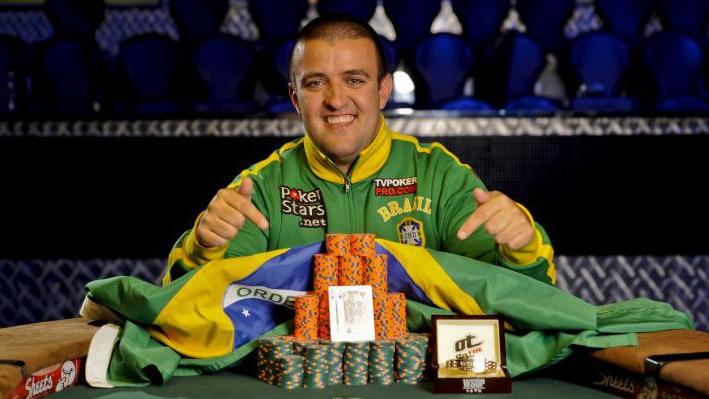 Akkari va por todo en la WSOP Akkari va por todo en la WSOP
