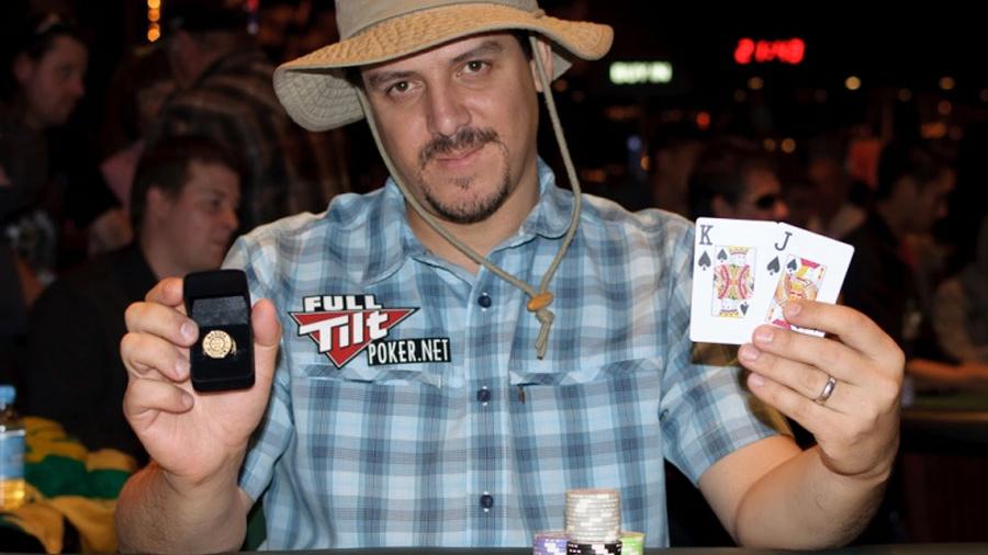 Carlos Mortensen gana el evento Heads-Up del Aussie Millions Carlos Mortensen gana el evento Heads-Up del Aussie Millions