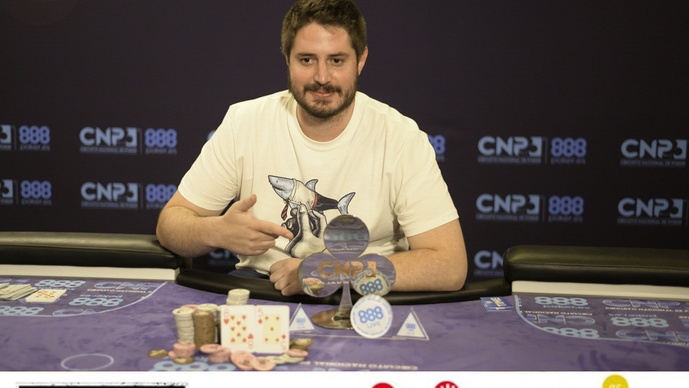 Carlos Sáez Gana el CNP888 Madrid tras pactar en el HU con Adrià Colomina Carlos Sáez Gana el CNP888 Madrid tras pactar en el HU con Adrià Colomina