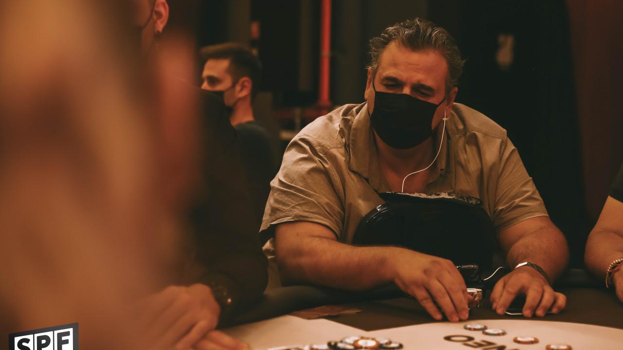Juan Antonio Font es el chipleader para el día final del SPF Murcia 