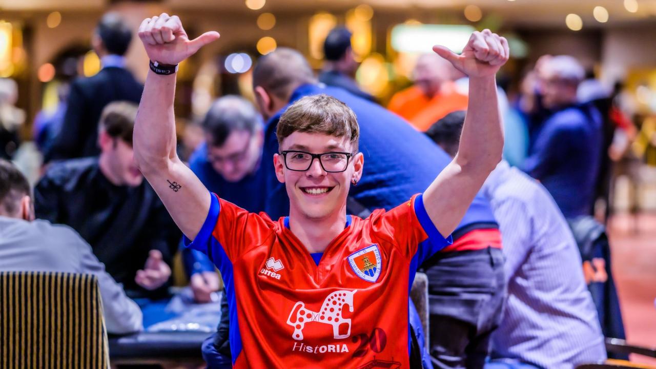 Multitudinaria jornada del viernes en la Gran Final del Circuito Nacional de Poker Multitudinaria jornada del viernes en la Gran Final del Circuito Nacional de Poker