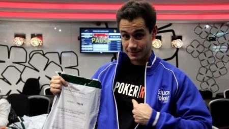 Poker-Red Random Bounty día 1: el torneo se puede quedar en casa Poker-Red Random Bounty día 1: el torneo se puede quedar en casa