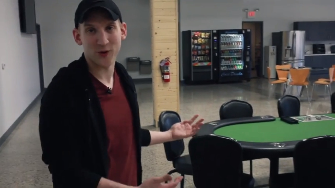 Jason Somerville ficha por Ultimate Poker