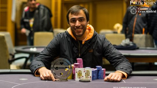 Miguel Seoane ‘¿¿tonecho??’ finaliza tercero en el 530$ Bounty Builder por 32.191 $ Miguel Seoane ‘¿¿tonecho??’ finaliza tercero en el 530$ Bounty Builder por 32.191 $