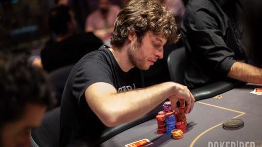 Gerard Carbó lidera hoy la FT del Super MILLION$ con 420k on top Gerard Carbó lidera hoy la FT del Super MILLION$ con 420k on top