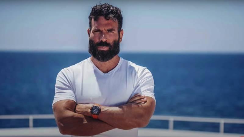 Dan Bilzerian afirma seguir esperando a Alec Gores para disputar el HU de los 100 millones