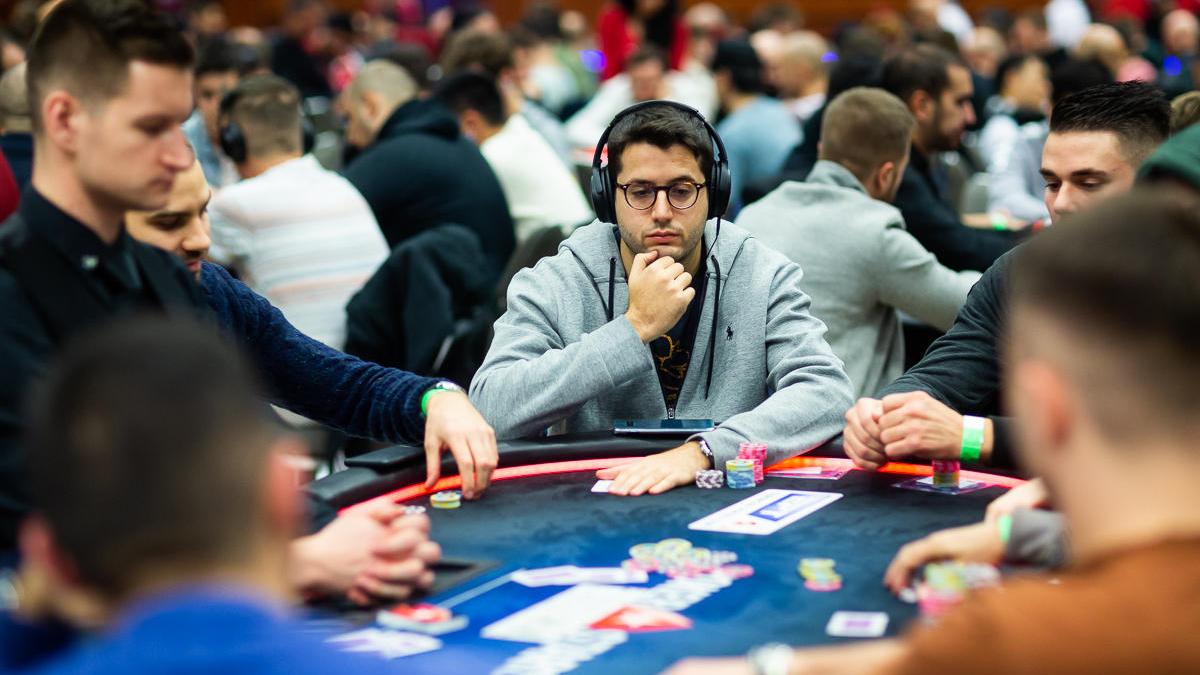 Juan Pardo se cuela en el Día 3 del Main Event del WCOOP Juan Pardo se cuela en el Día 3 del Main Event del WCOOP