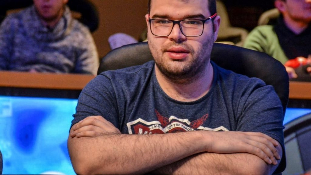 Paúl Lozano "vilacrack" gana el Super Thursday Night de PokerStars y se lleva 4.859€ Paúl Lozano "vilacrack" gana el Super Thursday Night de PokerStars y se lleva 4.859€