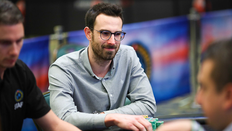 Vicent Boscà busca un asiento en la mesa final del Main Event Vicent Boscà busca un asiento en la mesa final del Main Event