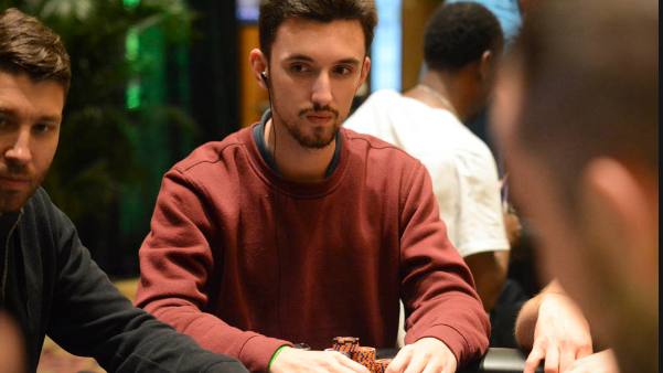 Victoria para David Laka ‘MonkeyBausss’ en el 1.050 $ Sunday Warm-Up Victoria para David Laka ‘MonkeyBausss’ en el 1.050 $ Sunday Warm-Up
