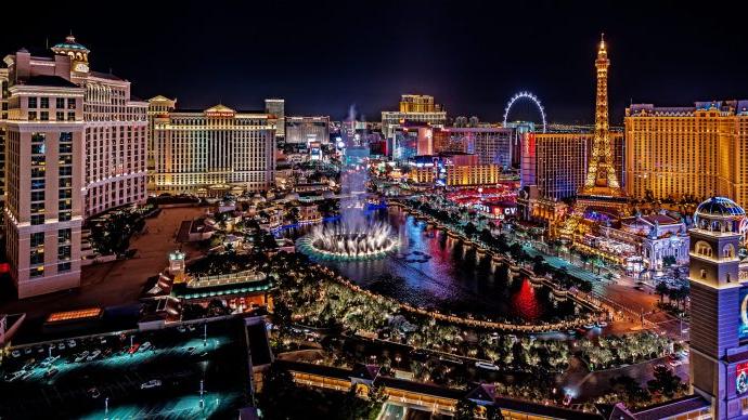 Las Vegas prepara su reapertura total de cara al verano