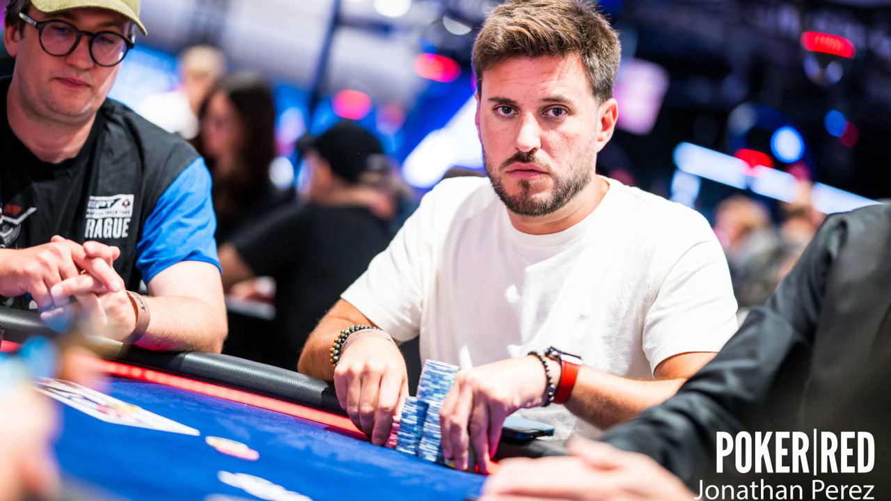 30 españoles avanzan al Día 3 del Main Event con César García de nuevo en cabeza