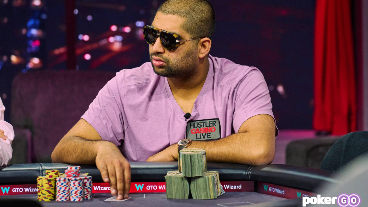 Nik Airball se come sus palabras y palma 10.000 $: Kristen Foxen le gana la “apuesta” en Hustler