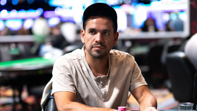 Alex Manzano