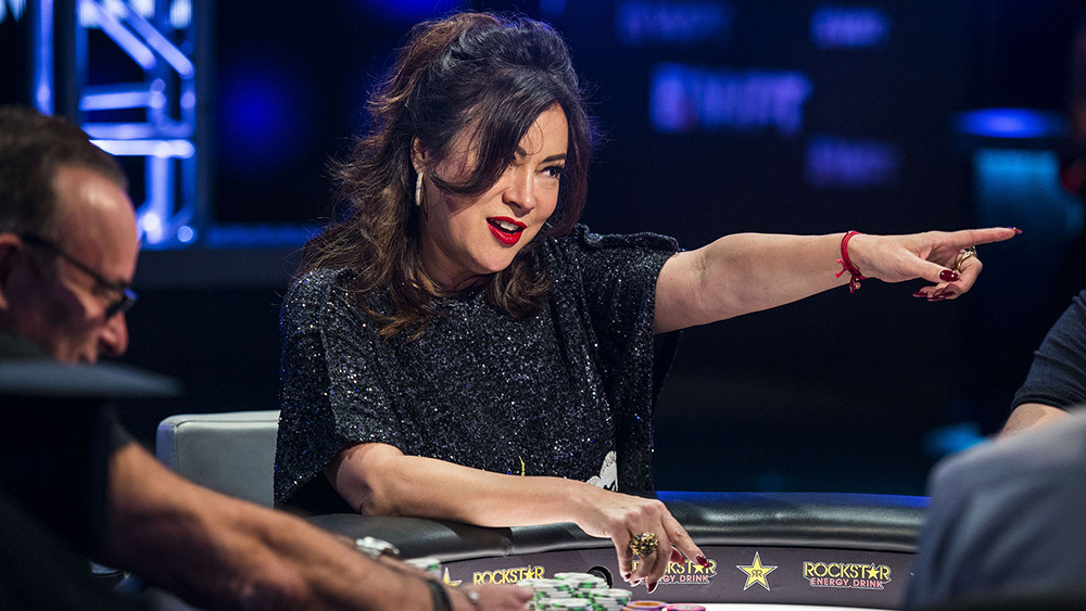 Jennifer Tilly gana 300.000 $ en el spot soñado para ases