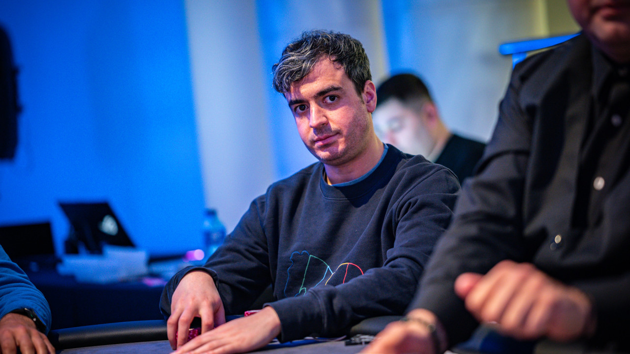 ¡Los dieces de Javier Rodriguez 'Javitxu6' aguantan para doblarse en el High Roller!