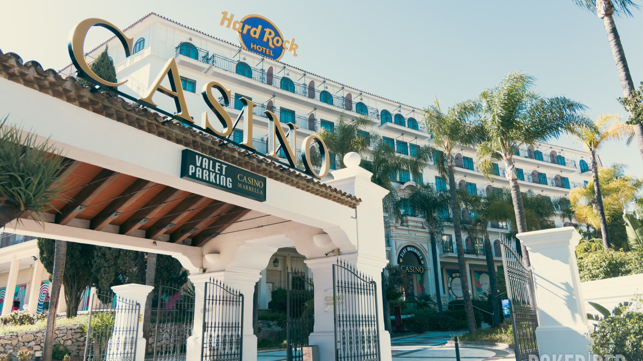 En el break de la cena tenemos la fiesta SIXERS en el Hard Rock Hotel.
