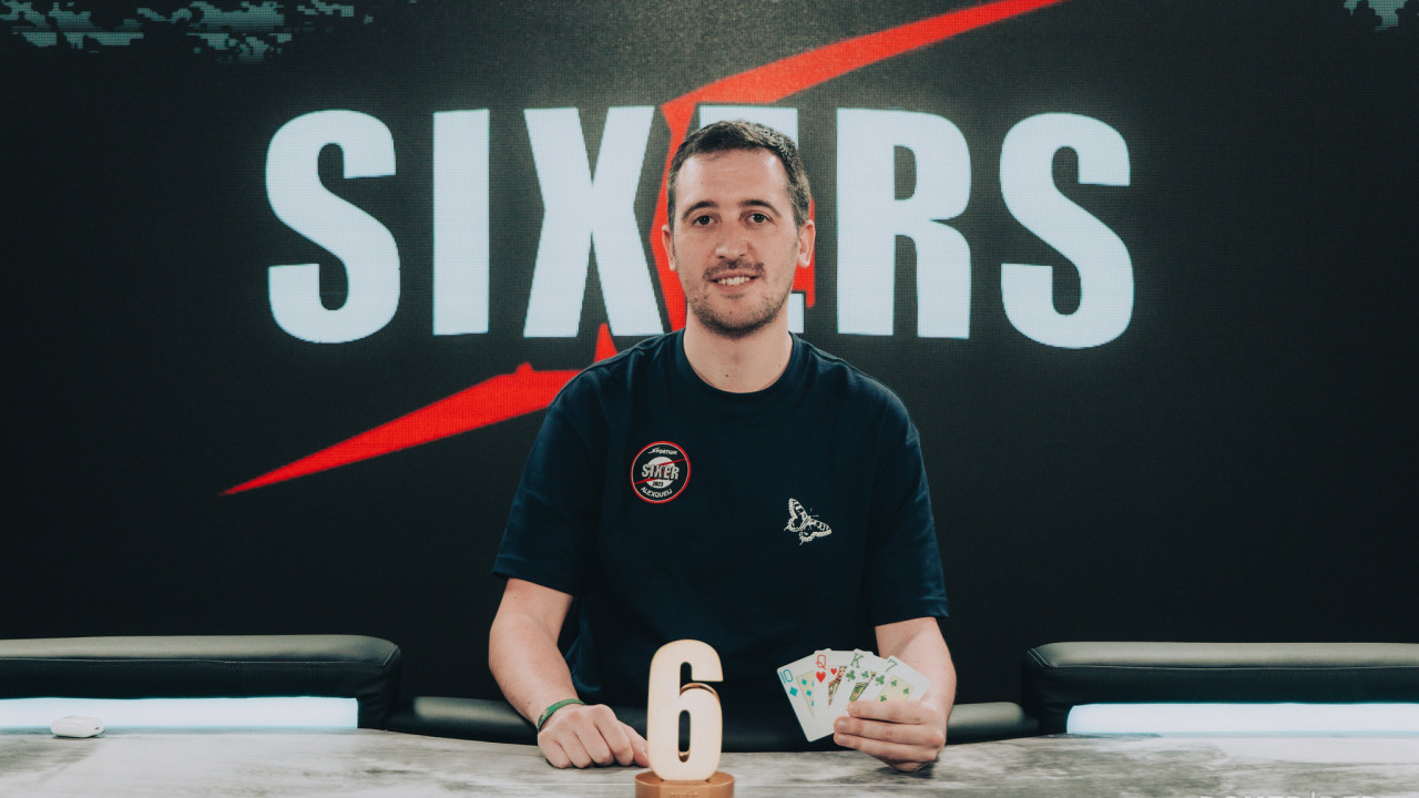 Álex Queijero continúa su historia de amor con SIXERS ganando el torneo de Omaha