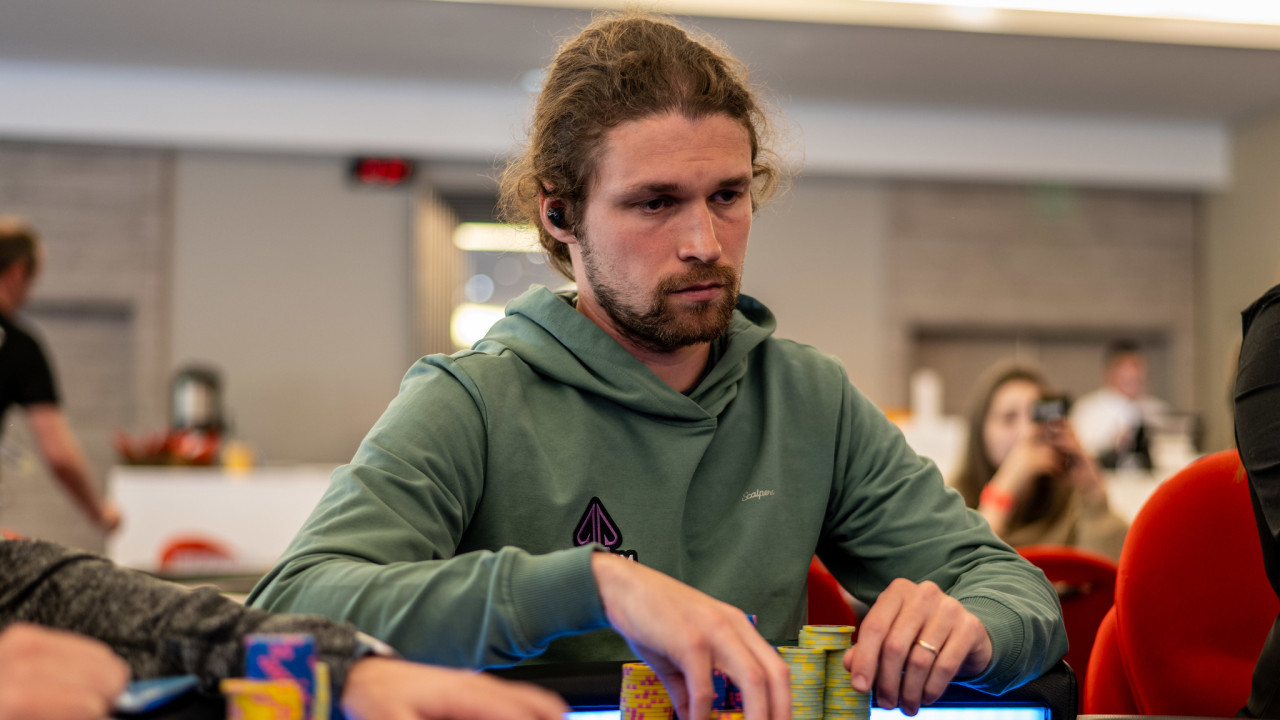 Benjamin Heath salta por los aires en el SHR 100k€