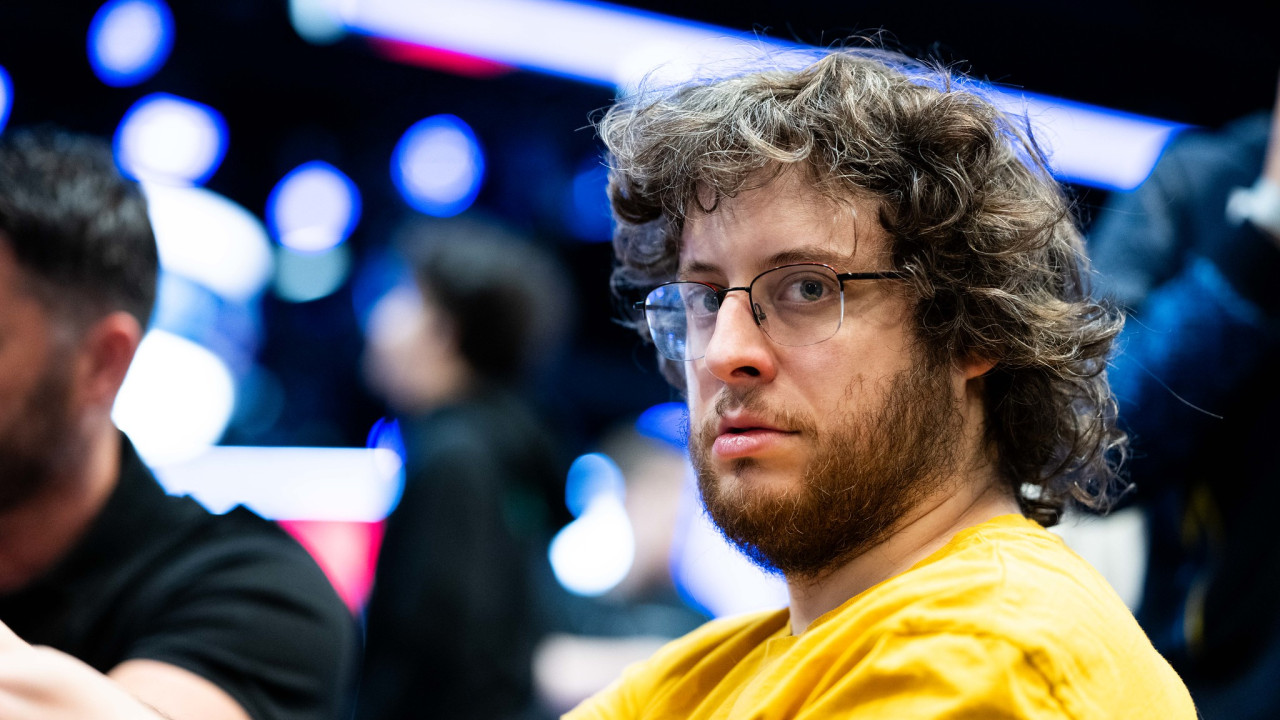 Gerard Carbó "Gforcall" enseña la puerta de salida a Vladyslav Martynenko