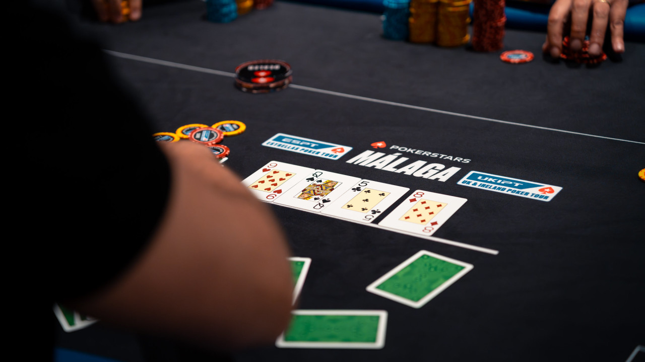 Volvemos de la cena en el Main Event