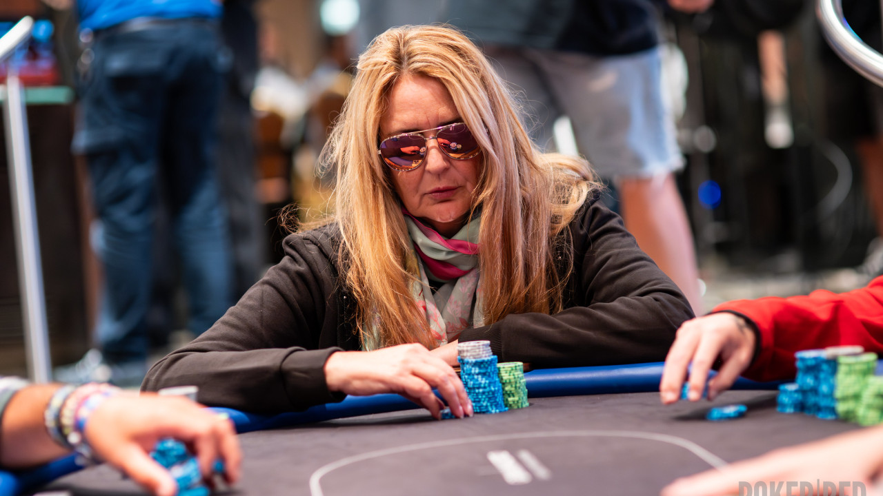 Pia Fransson se dobla a costa de Artús Giménez