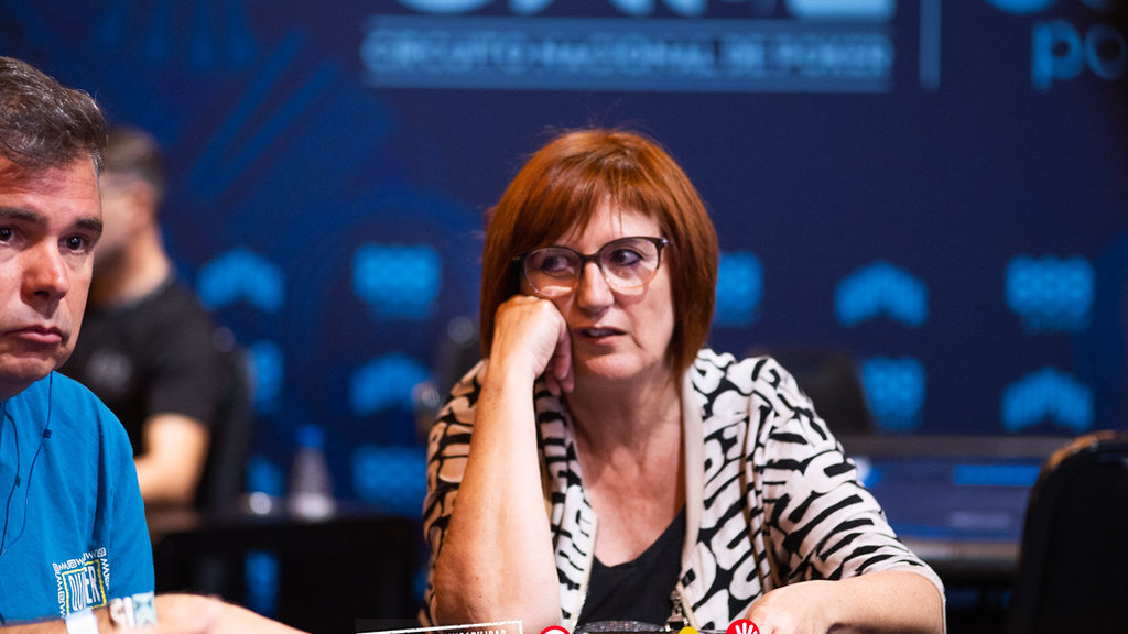 Nos acercamos a la burbuja y Beatriz López aprovecha para ponerse con un stack prominente