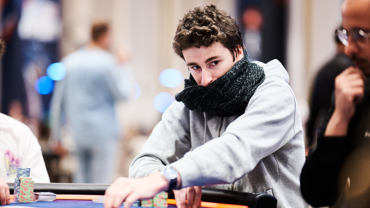Adrien Quetelart despeja un poquito el camino para Marta y Lander