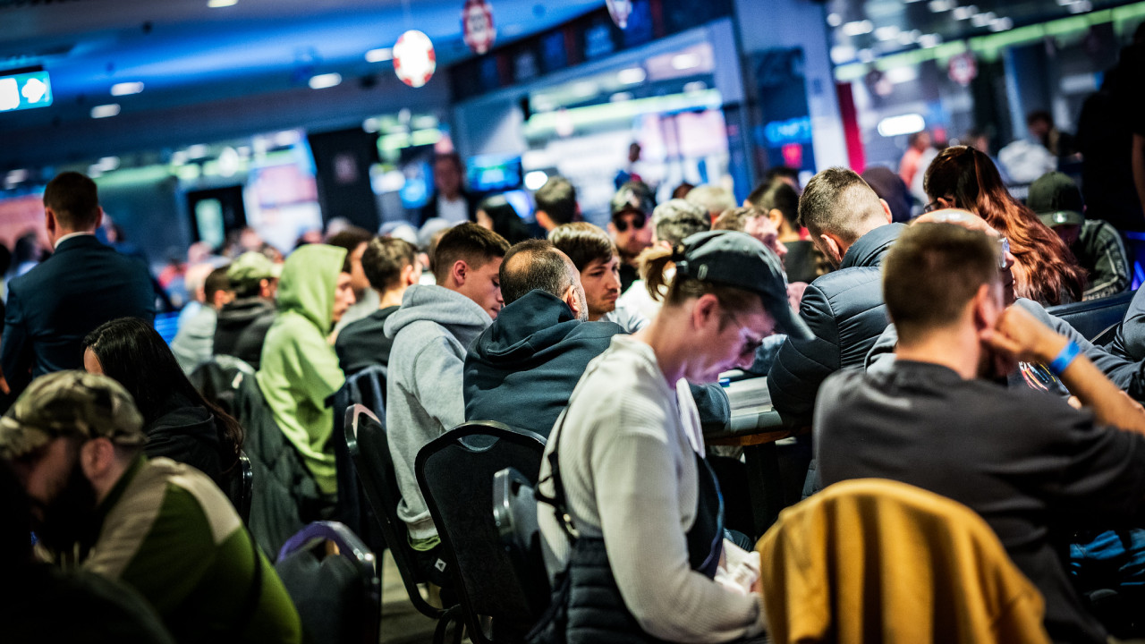 Las cartas vuelven a volar y los jugadores buscarán aterrizar en el Día 2