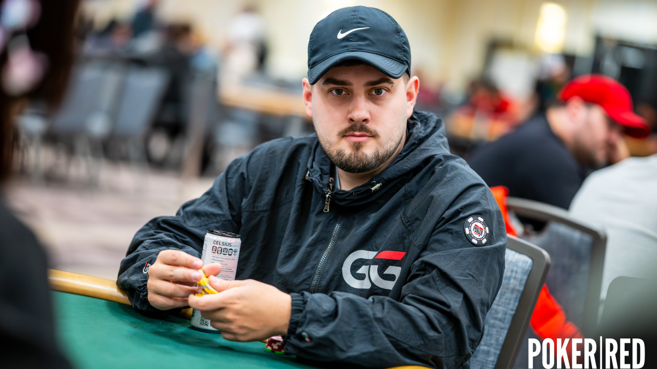 David Ballestero "Aimbotinho" extrae valor a su mano