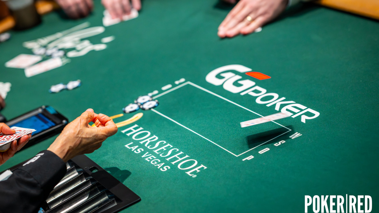 ¿Se puede foldear ases preflop? Benjamin Mintz te demuestra que si