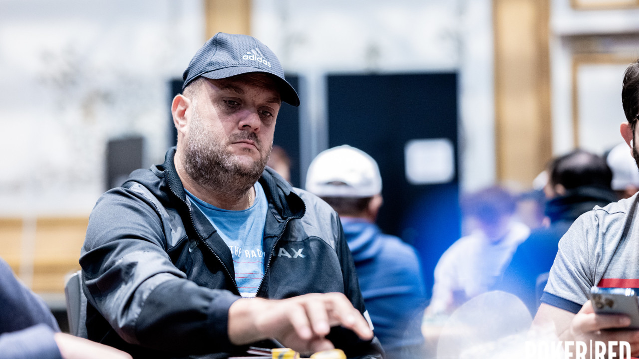 Saltan chispas entre Pedro Inglés y Cristian Gutiérrez