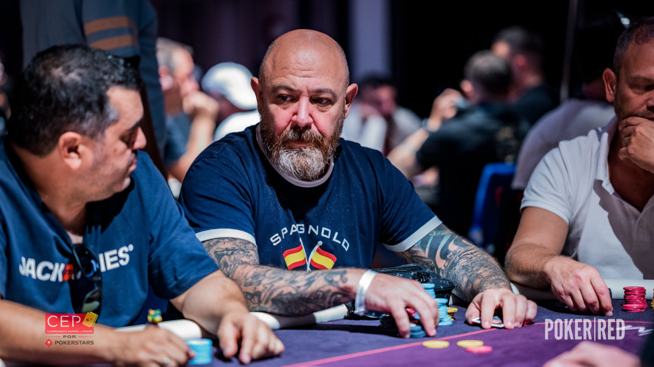 ¡Manuel Chico se cobra un botazo con 'las que no pierden'!