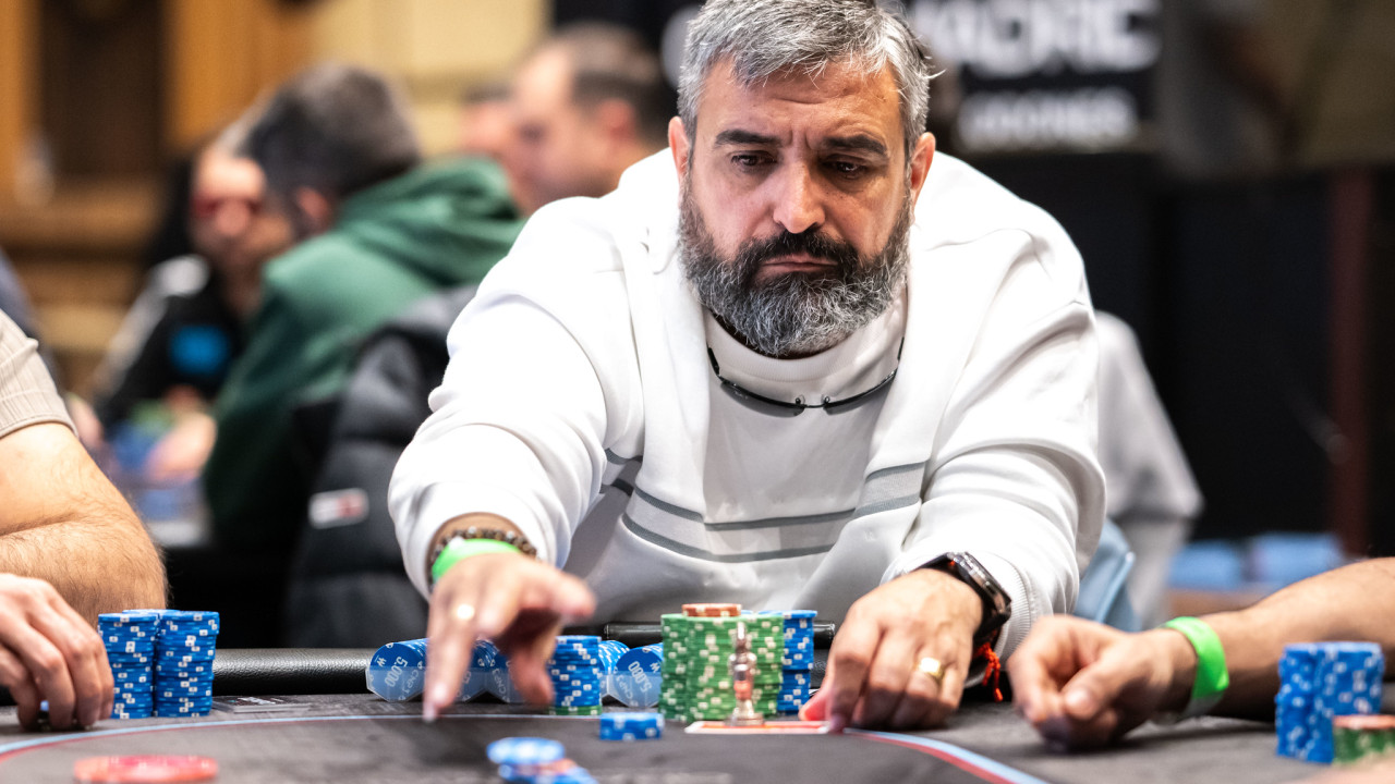 ¡Farolea y relincha 'Caballito', farolea y relincha!