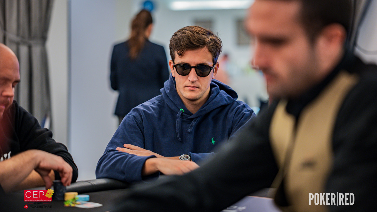 ¡Victor Vila resuelve el misterio eliminando a Santiago Navarro!