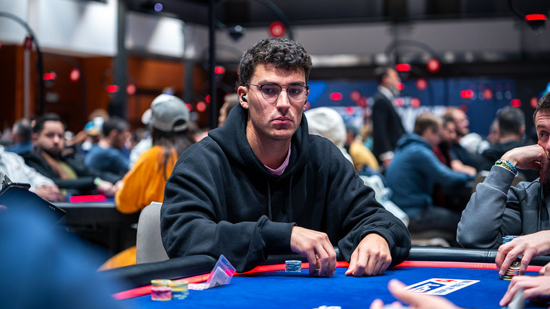 Álex Vázquez 'Avazquezei', un póker de escándalo