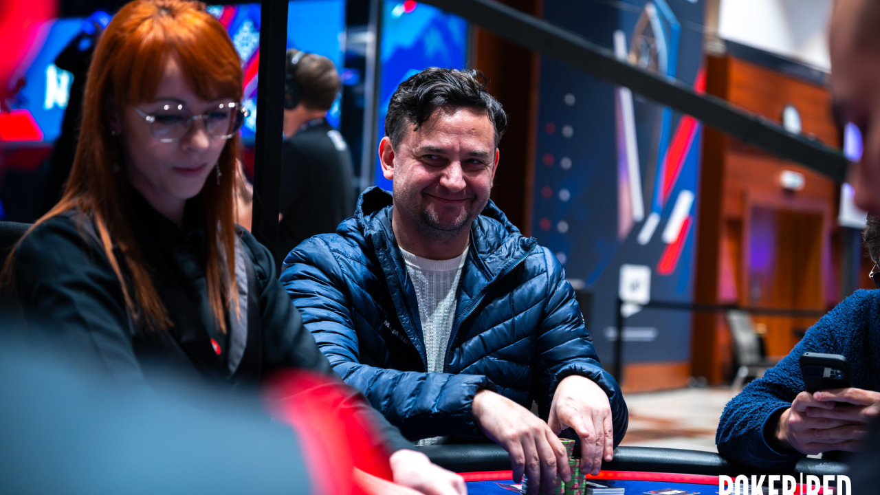 Jeffrey Sarwer dilapida su stack antes del dinner break