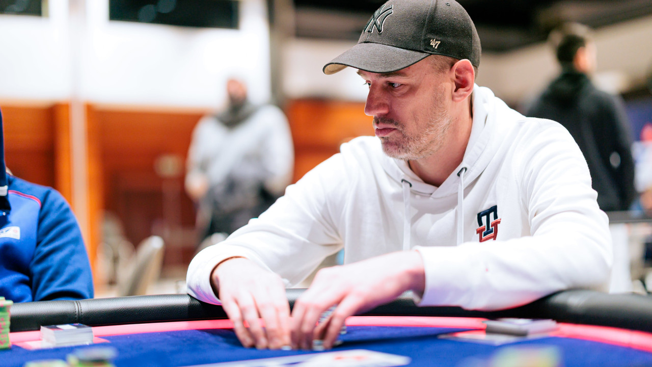 Tobias Peters cae en un flip (11º, 72.400 €)