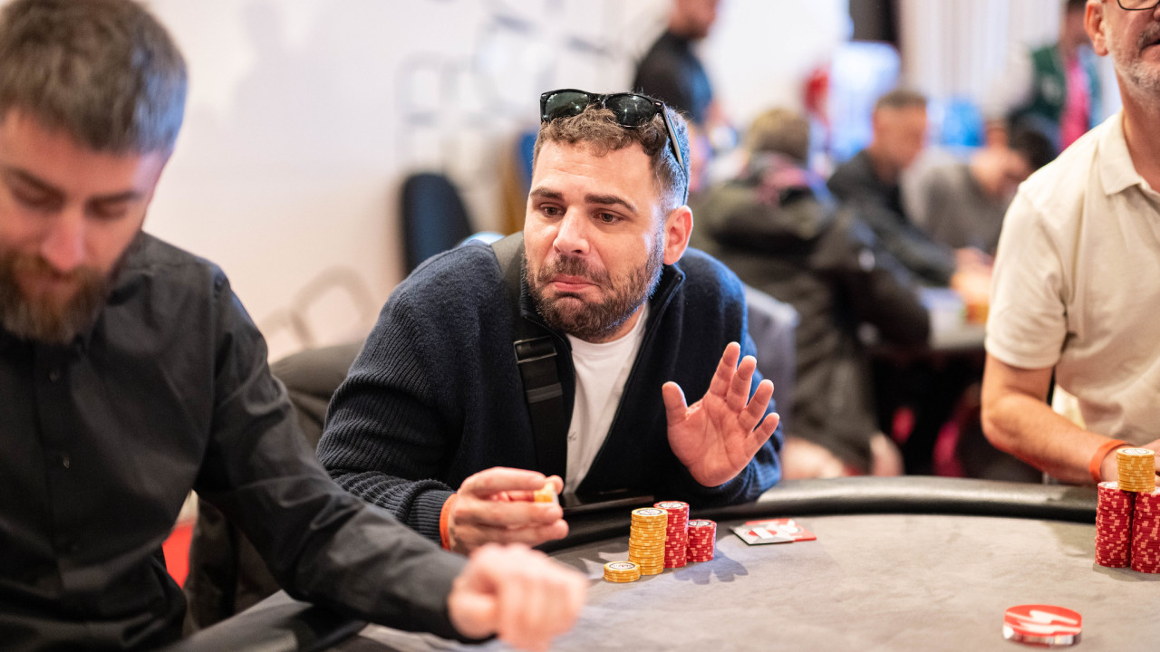 El As-Rey de Iwan Molina se equivoca de palo en el flop