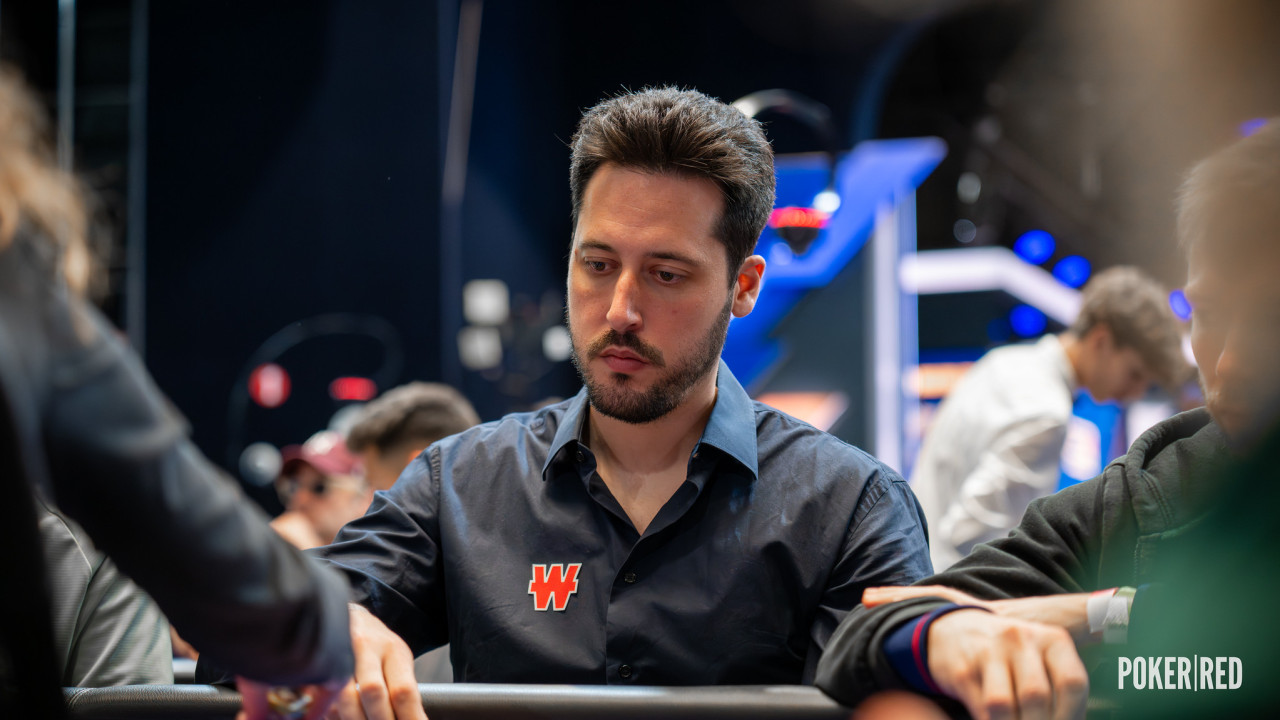 Adrián Mateos lidera el 25.000 € NLH 