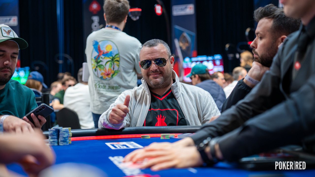 Dorian Dizy pone de patitas en la calle a Robert Nechifor