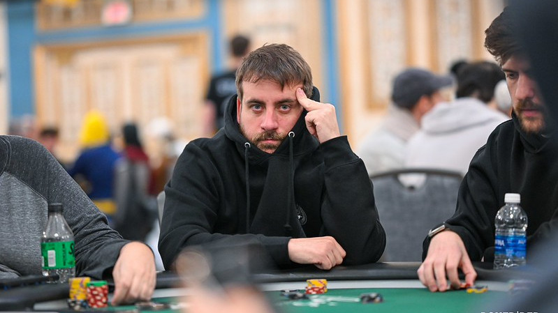 Unos ases dejan fuera a Javi Elorza