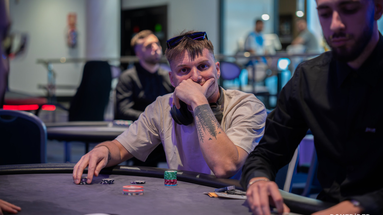 Jorge Ruiz liga escalera en turn y consigue doblarse