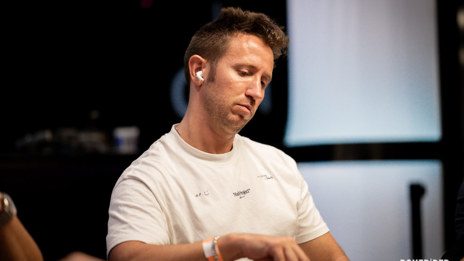 Adrià Colomina dice adiós tras la cena
