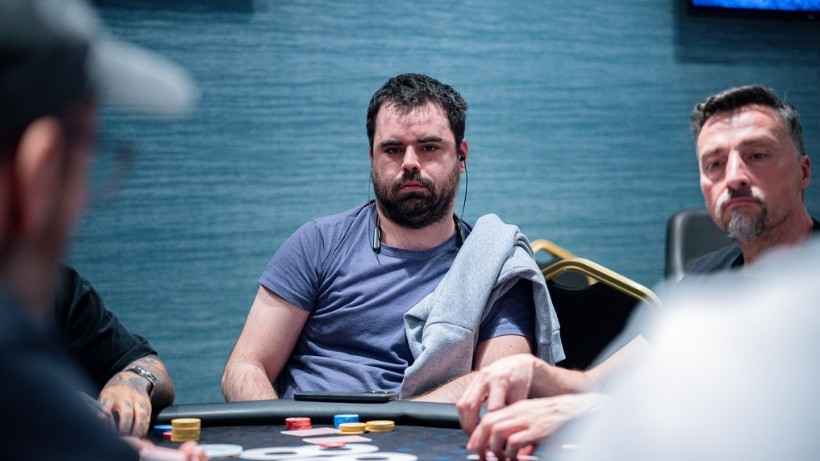 Precioso y clave check en turn de Borja Díaz para doblarse